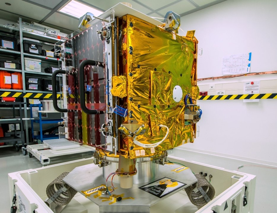ARQUIMEA HDRM ESAIL SATELLITE ARQUIMEA HDRM ESAIL SATELLITE