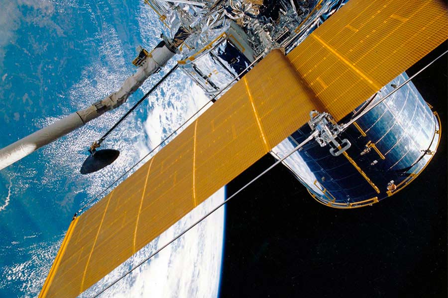 Custom design based on state-of-the-art technologies for space applications