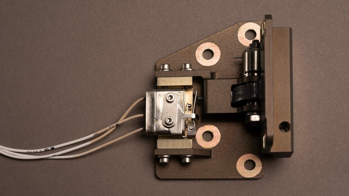 HDRM Hold Down & Release Mechanisms Space ARQUIMEA